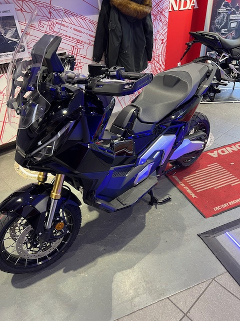 X-ADV 750 - PARIS